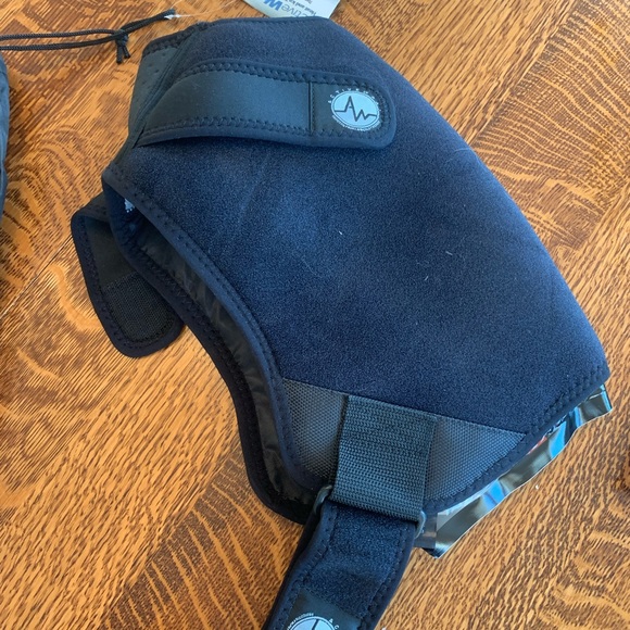 Activewrap shoulder hot/cold size small/medium. - Picture 1 of 6
